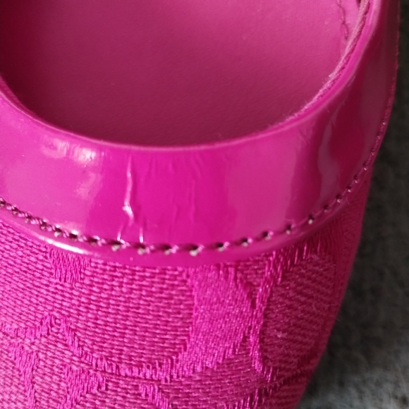 Coach Ronda Fuchsia Logo Ballet Flats EUC - Picture 14 of 14